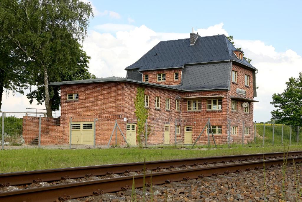 Bahnhof Hohen Mistorf photo 2