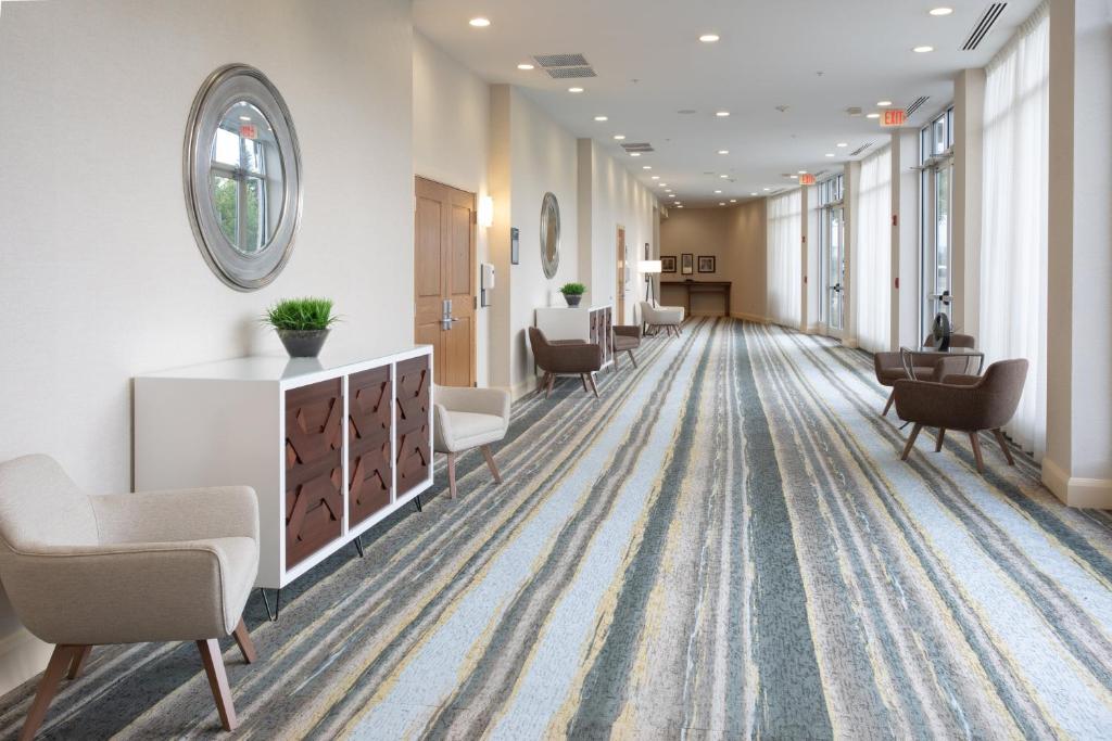 Holiday Inn Winchester Southeast-Historic Gateway, an IHG Hotel photo 1