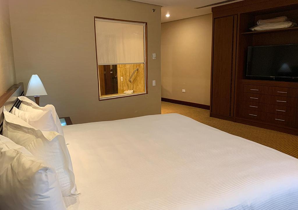 Eurobuilding Hotel & Suites Guayana photo 2