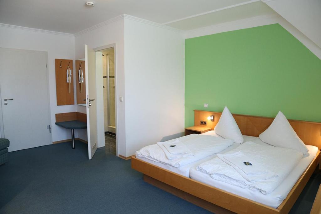 Zu Müllers Winkelhausen photo 3