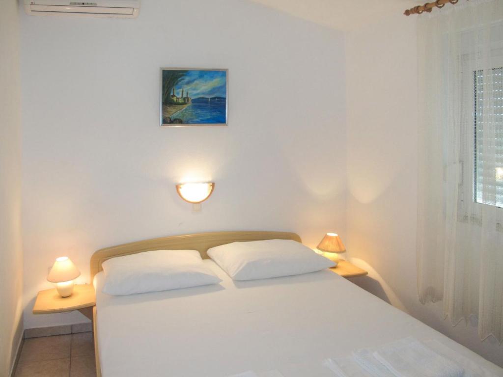 Apartment Alida - SRD327 by Interhome photo 3