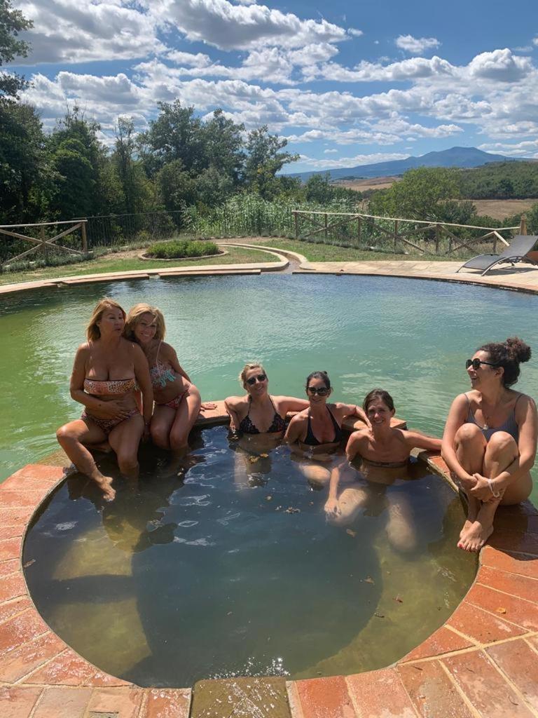 Podere La Piscina- Acqua Termale e Relax photo 1