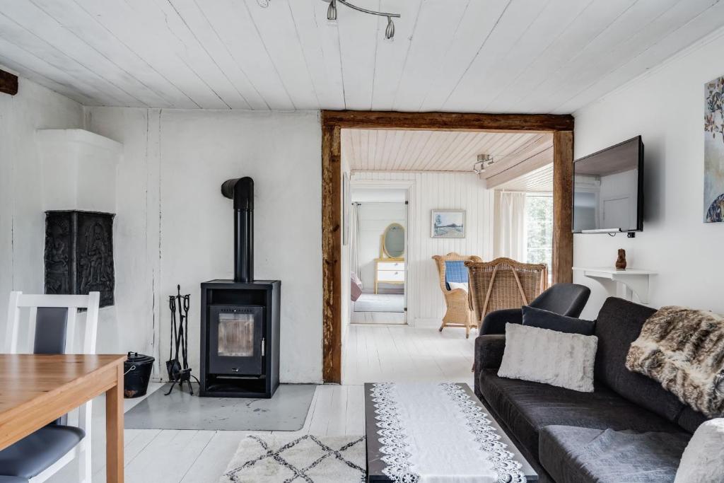 Spacious and newly renovated farmhouse with indoor pool photo 4