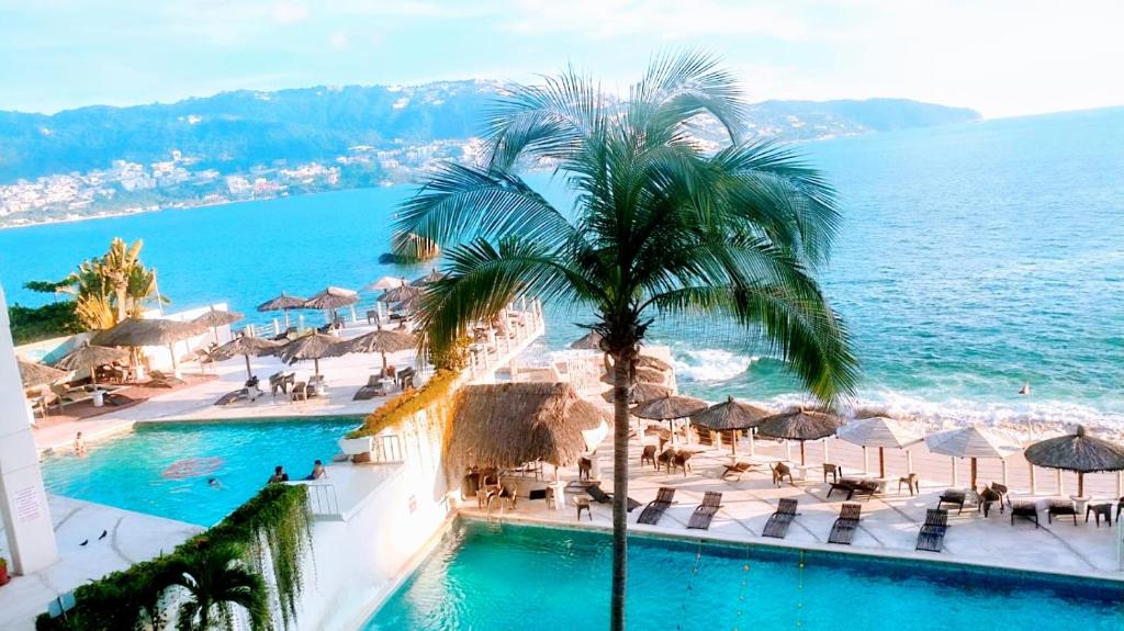 Suite en torres gemelas vista al mar photo 1