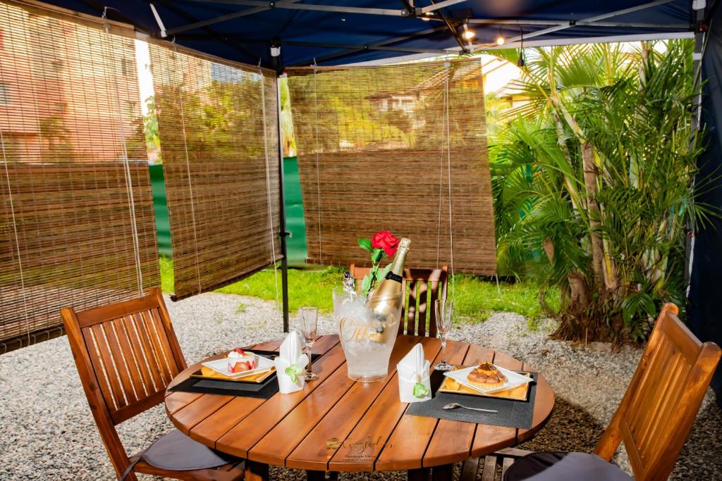 Le Jardin Secret Guyanais - Piscine - Fibre - Tente Lumineuse photo 2