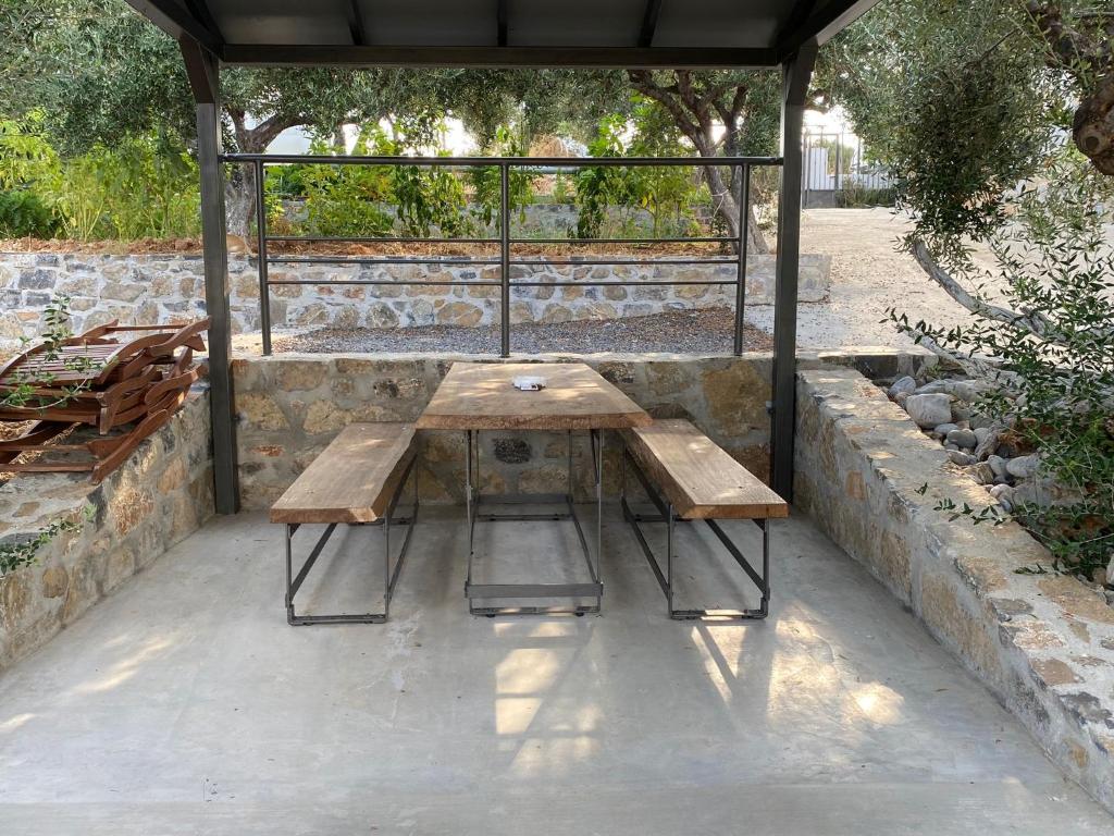 Natura Stone House photo 2