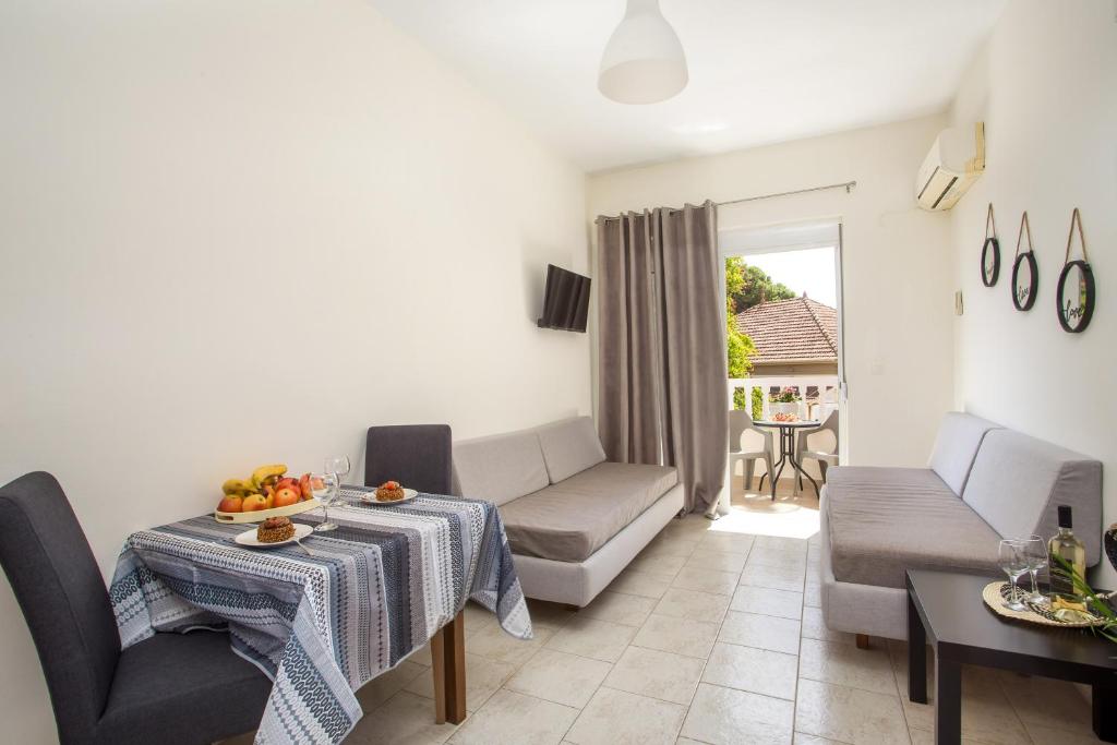 Economisa Apartments photo 4