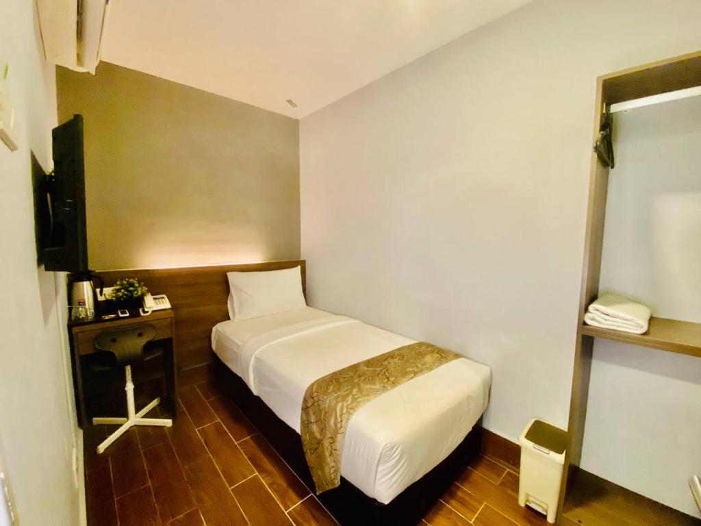 Одноместный (Standard Single (No Window)), Asia Like Boutique Hotel