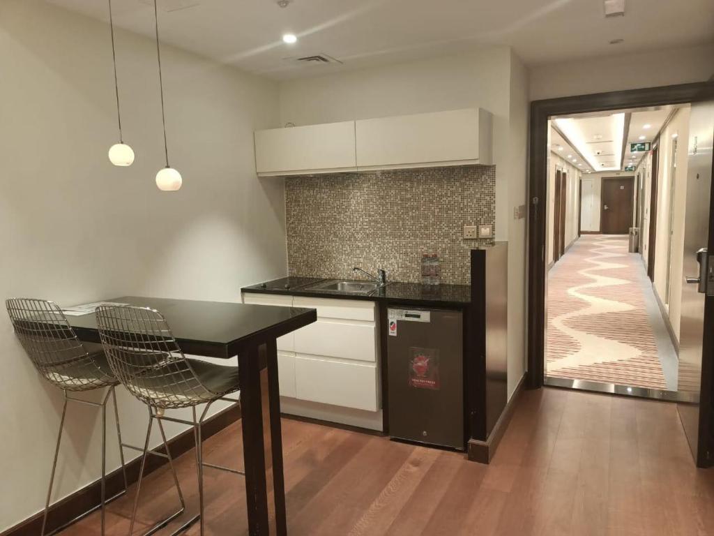 Студио (Номер-студия Делюкс), Апарт-отель Number One Tower Suites
