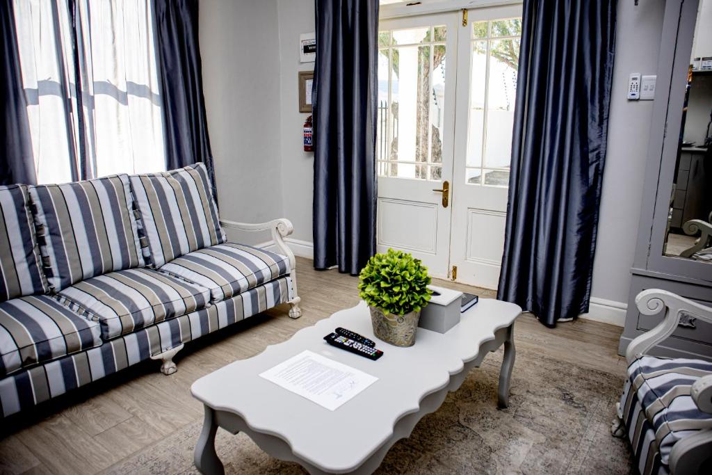 French Karoo Guesthouse photo 1