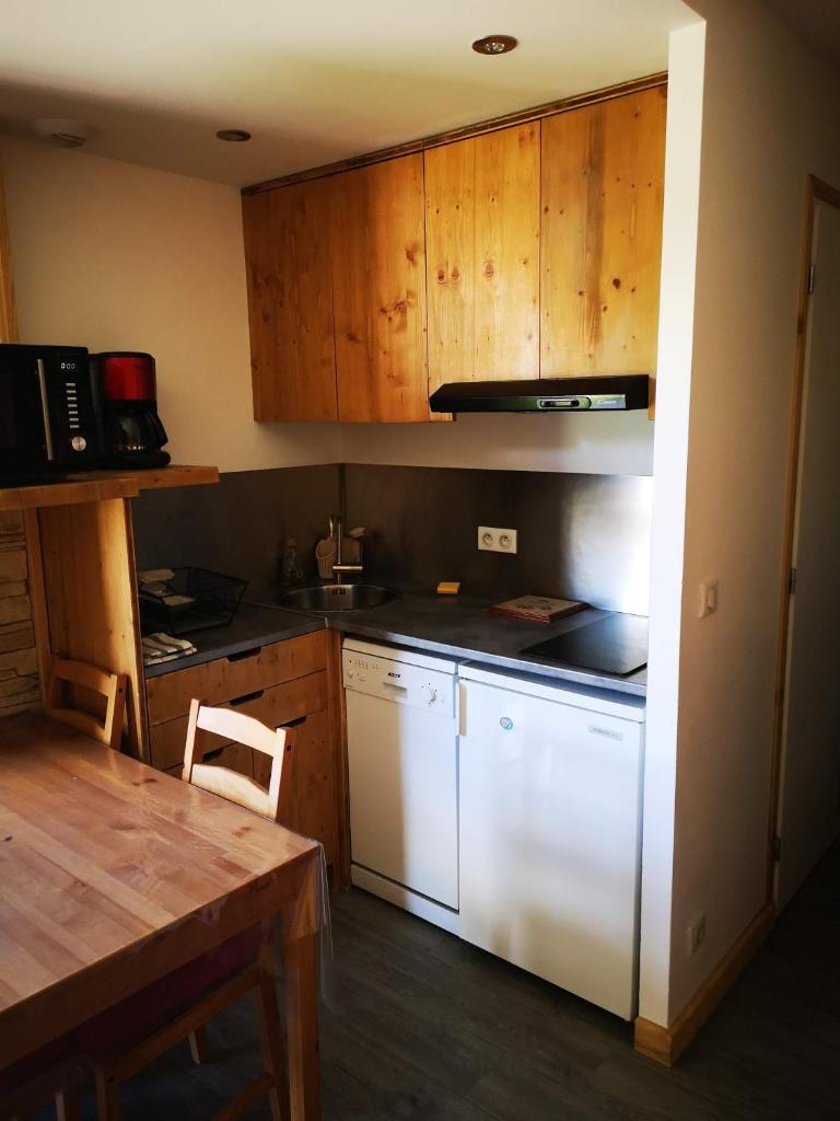 Borsat - Beau Studio 4pax sur les pistes, avec balcon photo 4