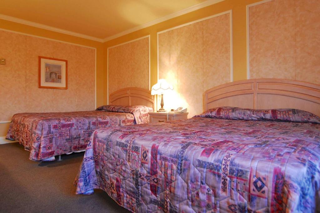 Travelodge by Wyndham Victoriaville photo 1