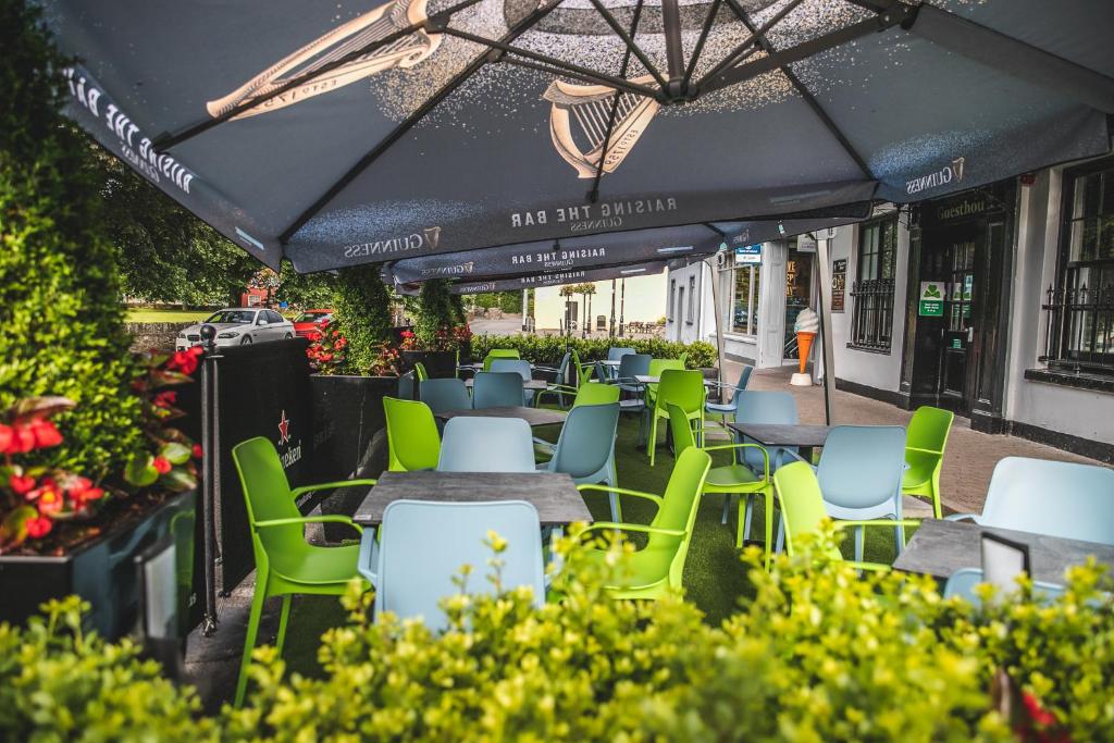 Muskerry Arms Bar and B&B photo 2