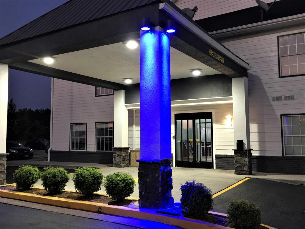 Baymont by Wyndham Adairsville image