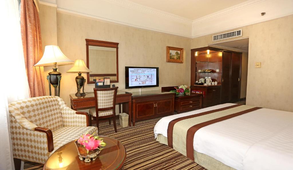 Двухместный (Улучшенный двухместный номер с 1 кроватью), Grand Palace Hotel - Grand Hotel Management Group