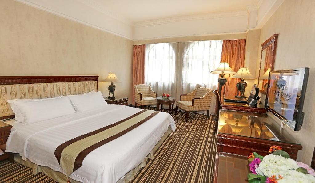 Двухместный (Улучшенный двухместный номер с 1 кроватью), Grand Palace Hotel - Grand Hotel Management Group