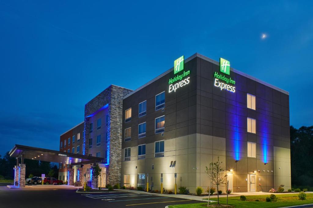 Holiday Inn Express Buffalo NE Lockport image