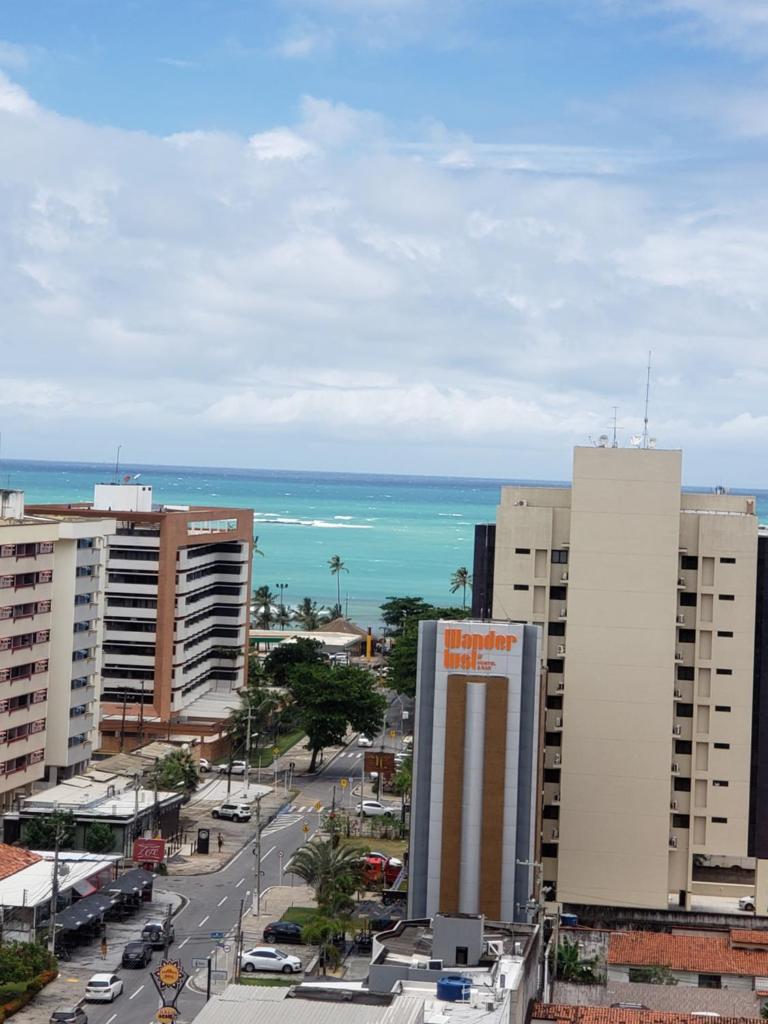 Apt 2 quartos acomoda 10 pessoas a 450 metros da praia de Jatiúca photo 2