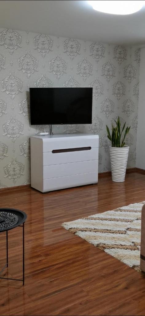 Studio Apartment in the center photo 1