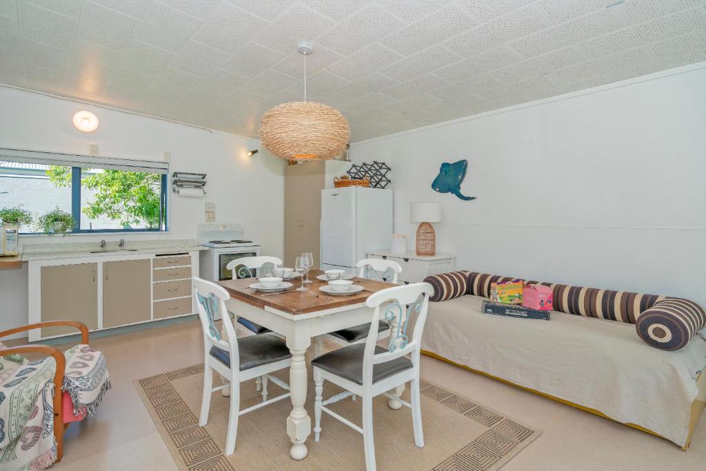 The Rookery - Hahei Holiday Home photo 2