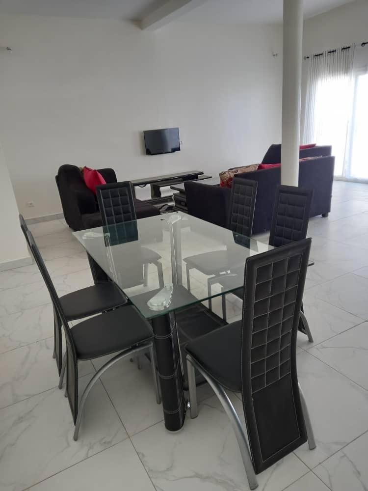Villa Diambars photo 3