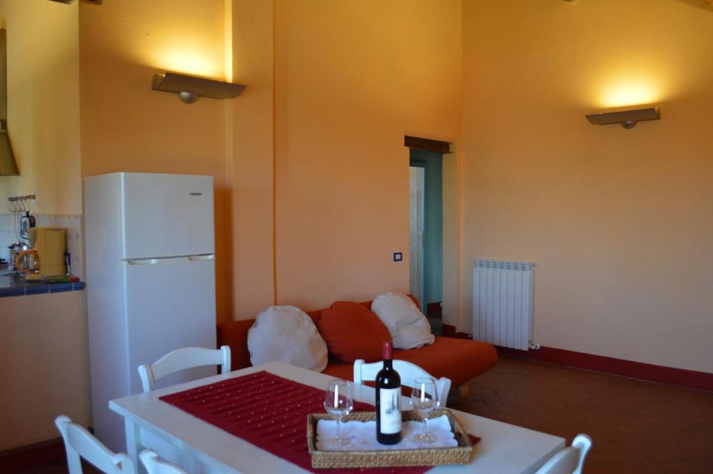 Holiday apartment with swimming pool, strade bianche, swimming pool, view photo 3