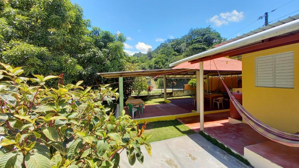 Conrado's Guesthouse B&B photo 4