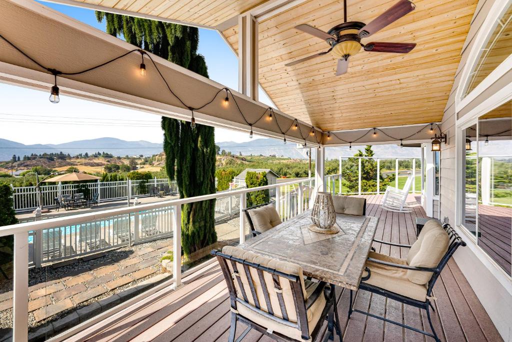 La Via Bella Retreat by the Lake photo 2