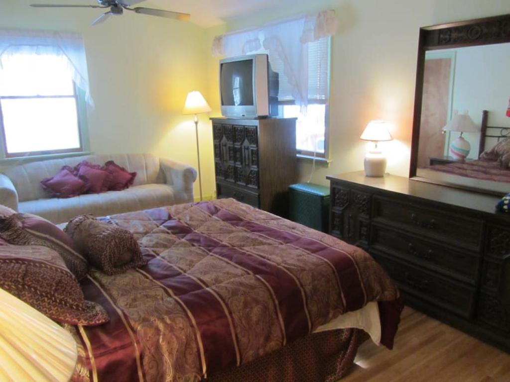 Cozy Pocono Cottage near Jack Frost Jim Thorpe photo 4