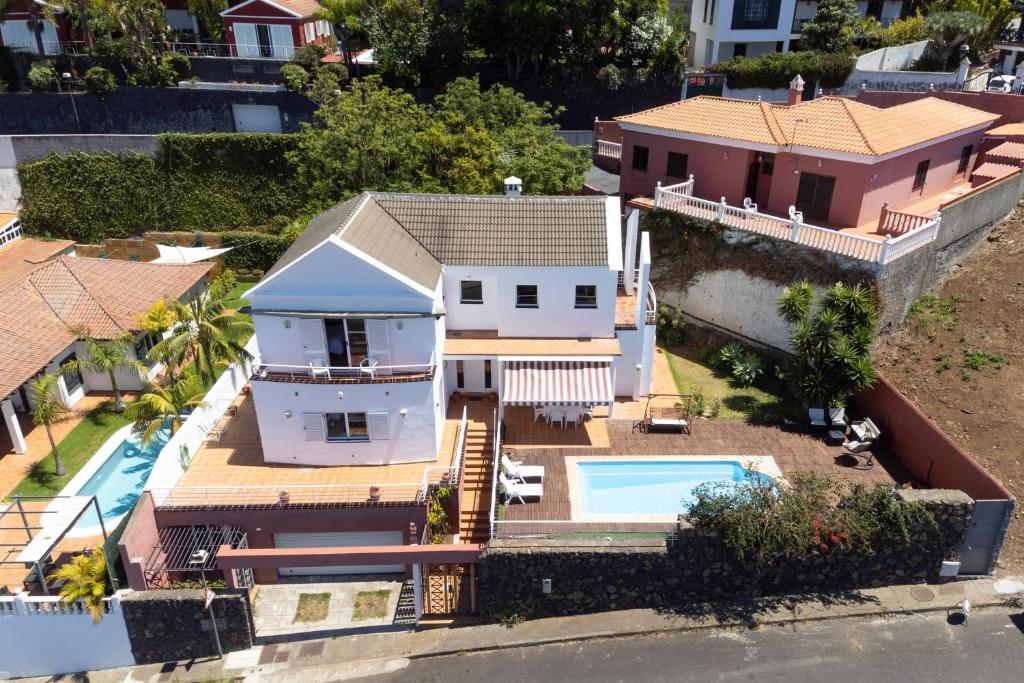 Home2Book Stunning Villa Raquel, Pool & View photo 1