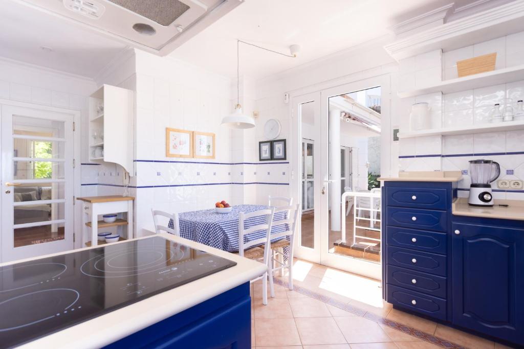 Home2Book Stunning Villa Raquel, Pool & View photo 3