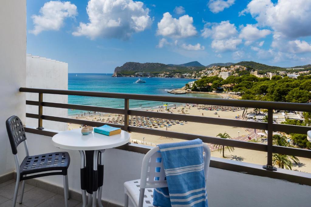 Hotel Vibra Beverly Playa photo 4