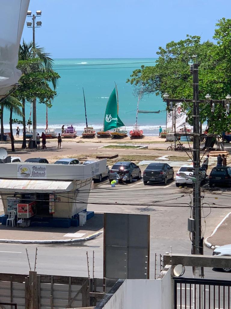 Apartamento Studio na Beira Mar de Pajuçara - todo reformado photo 1