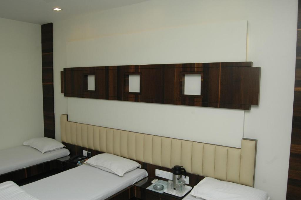 Трехместный (Представительский трехместный номер), Hotel Causeway