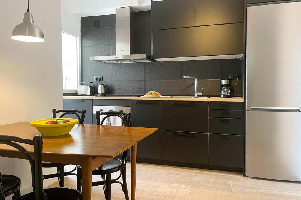 Apartamento con personalidad a 600 m de la playa. photo 2