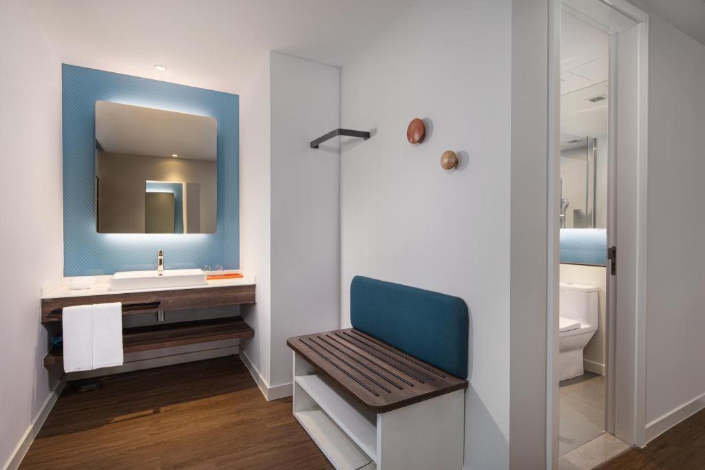 Holiday Inn Express Langfang New Chaoyang, an IHG Hotel photo 1
