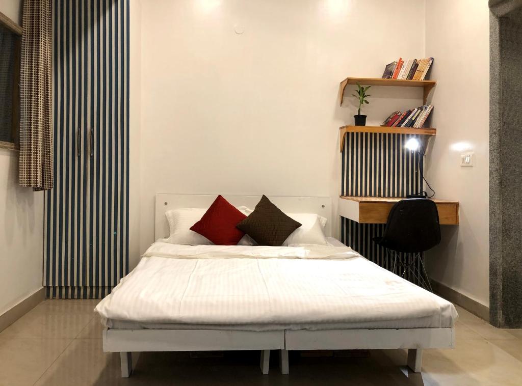 House 44 2BHK photo 3