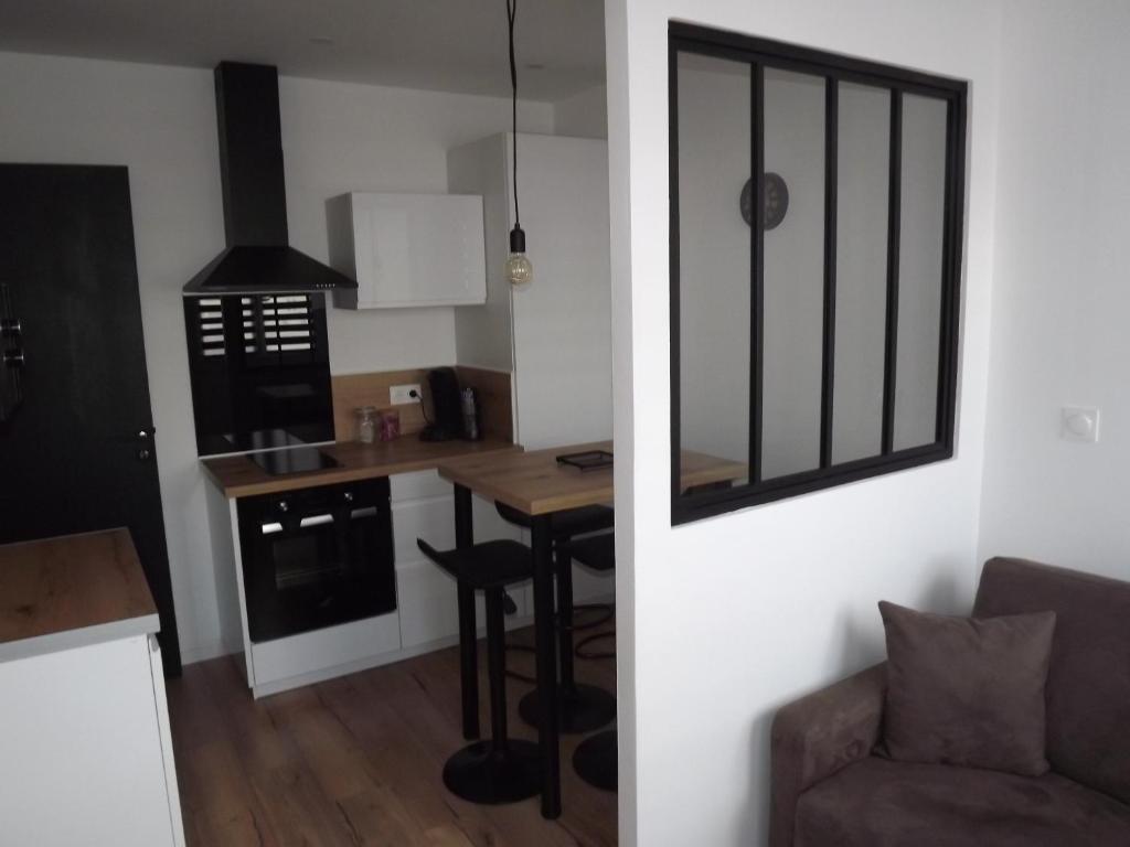 Appartement 12 - Thumbnail image