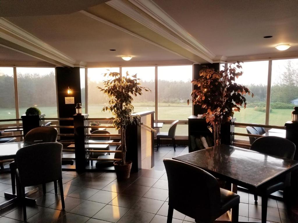 Hotel Moncton photo 1