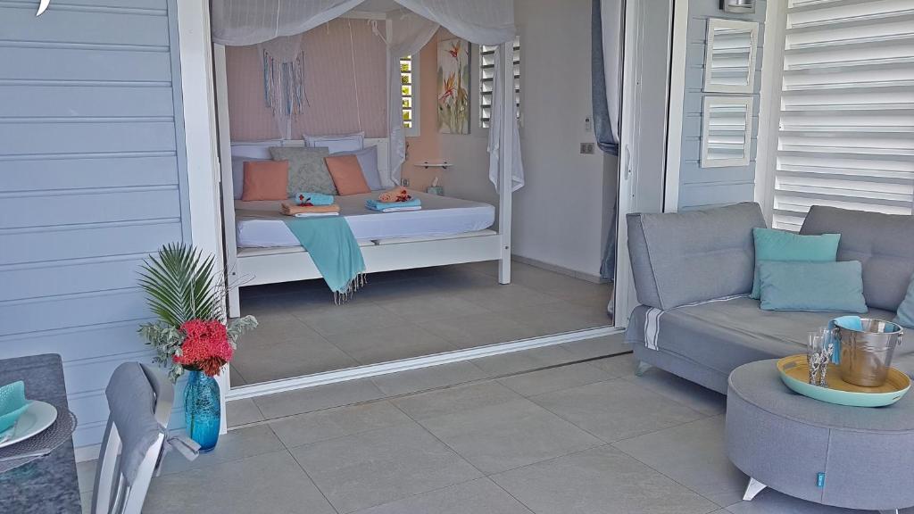 Blue Haven Villas Guadeloupe Villa Blue Moon - Tap to explore photos