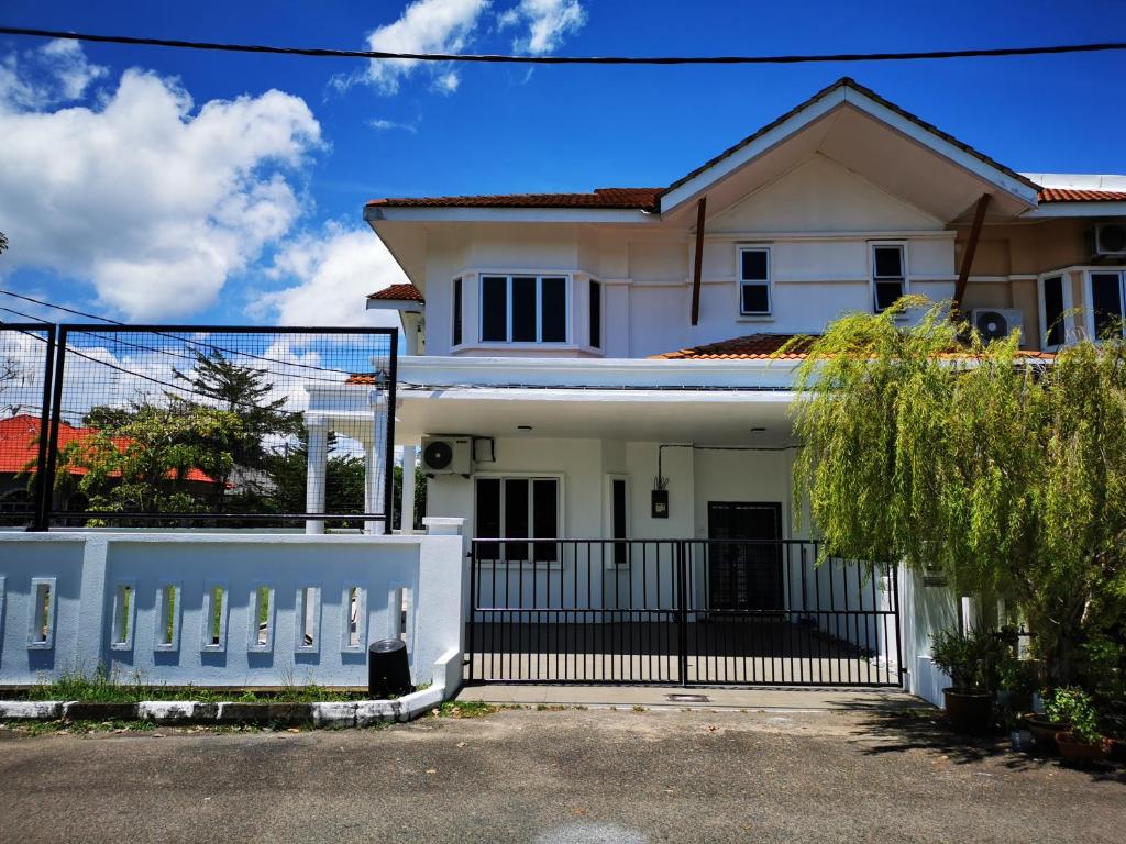 Suite 18 Boutique Homestay photo 2