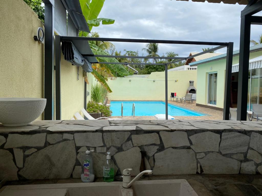 Villa 'Les Cocotiers' proche du lagon de la Saline photo 3