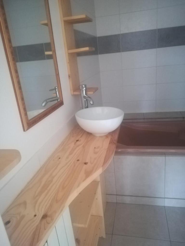 Logement de plein pied à MIRECOURT photo 4