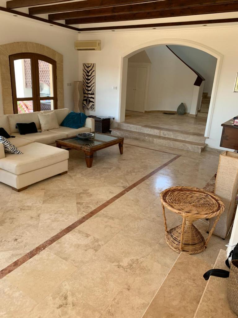Spectacular views from this villa in Lapta photo 2
