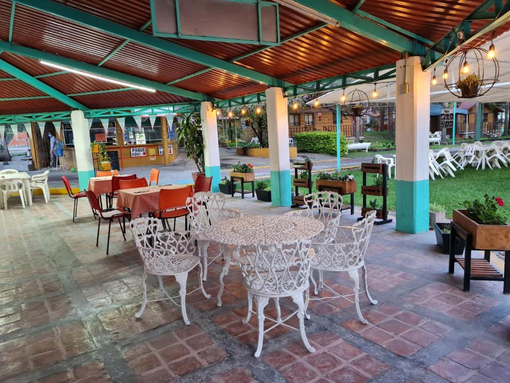 Parque Girasoles Balneario & Cabañas photo 2