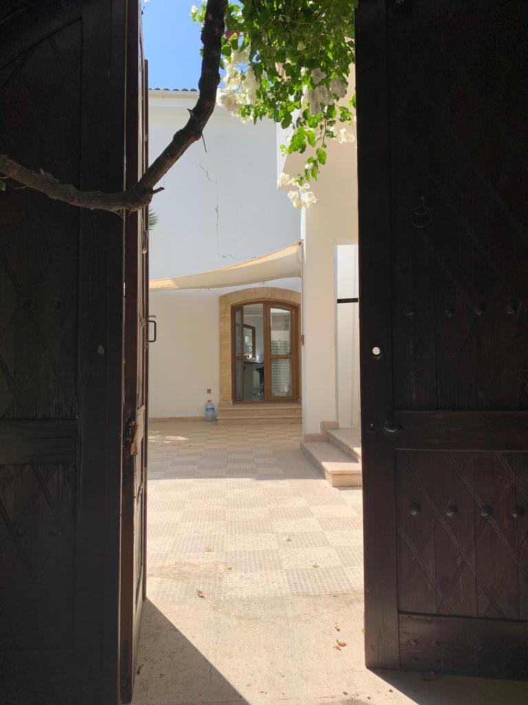 Spectacular views from this villa in Lapta photo 3