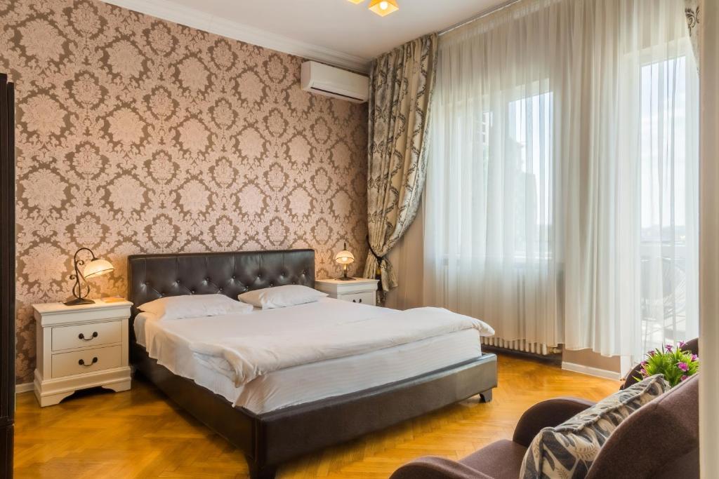 Deluxe Cișmigiu Park, Bucharest