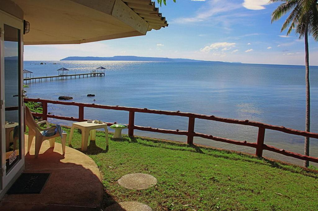 Номер (Бунгало с видом на море), Koh Mak Buri Hut Natural Resort