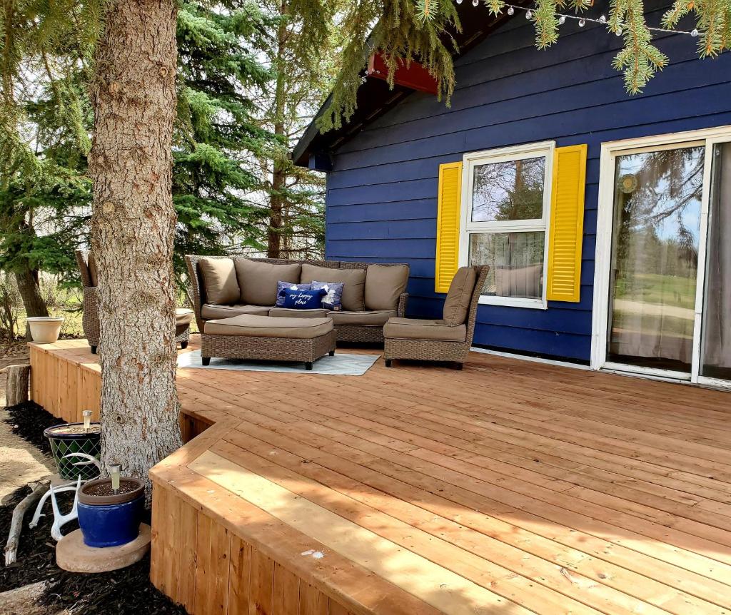 Blue Pheasant Cottage