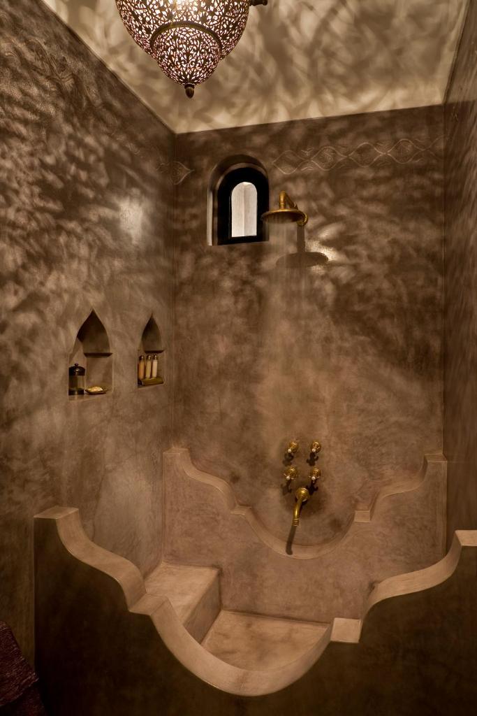 Riad Meriem - Tap to explore photos